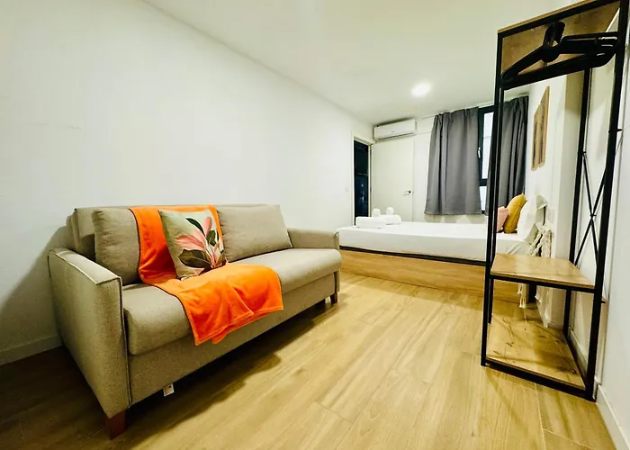 Ori B & Spacious Flat Close To The Center Appartamento *