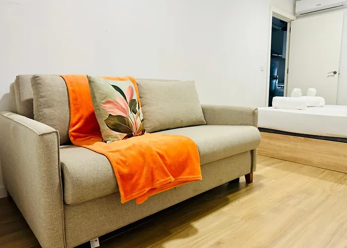 Ori B & Spacious Flat Close To The Center Appartamento Valenza