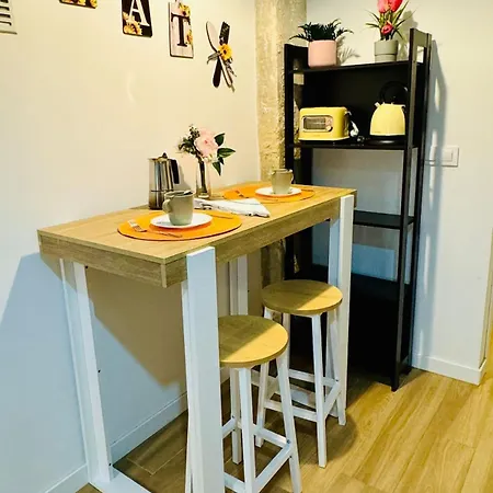 Ori B & Spacious Flat Close To The Center Apartmán *