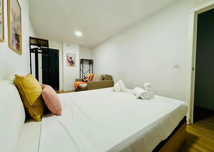 Lejlighed Ori B & Spacious Flat Close To The Center *